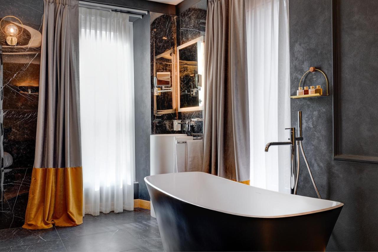 Dharma Boutique Hotel & Spa โรม ภายนอก รูปภาพ